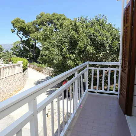Apartment With A Parking Space Lumbarda, Korcula - 4471